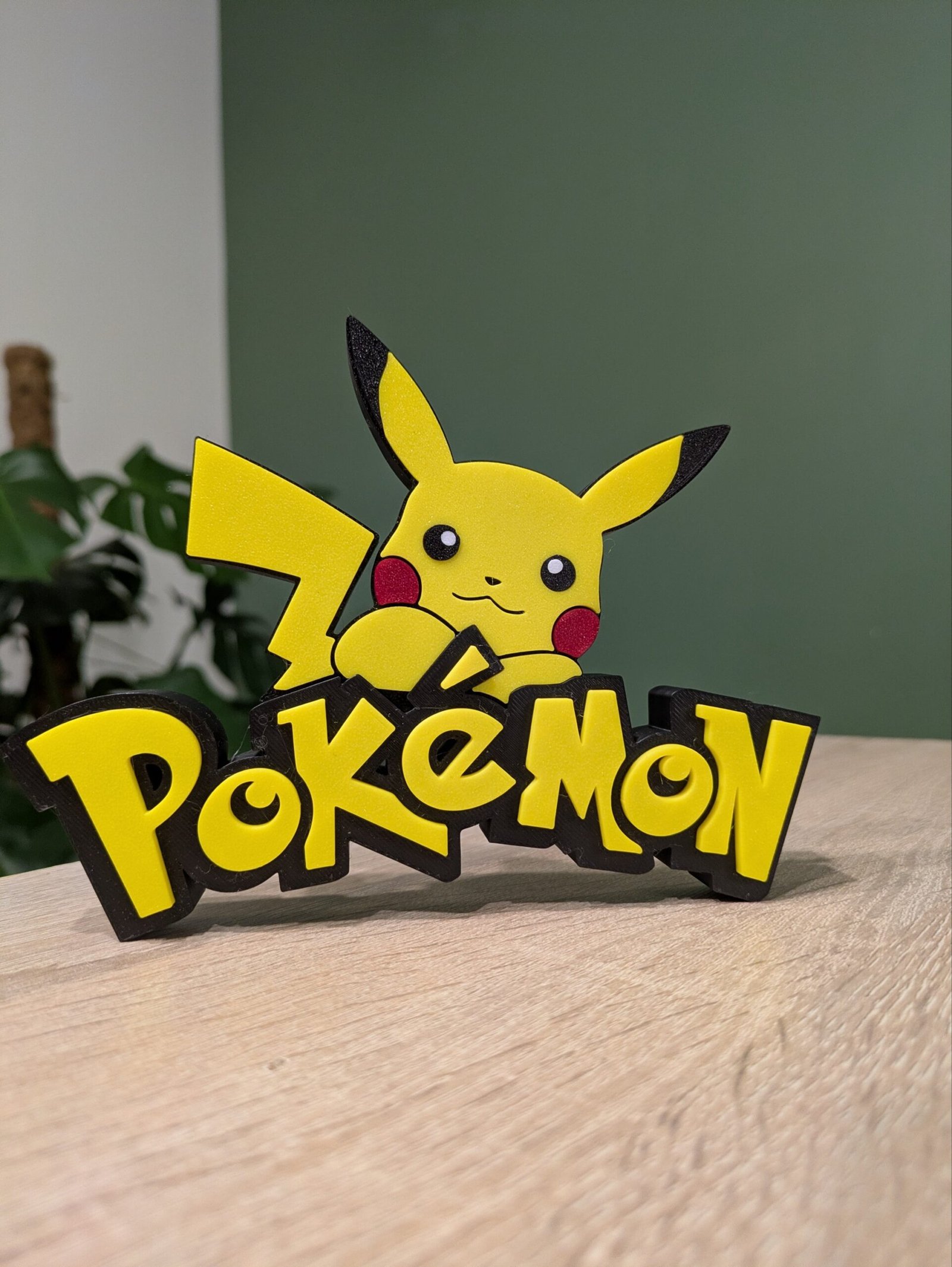 Logo Décoratif Pokémon – Choisis ton Starter (Pikachu) ⚡💧