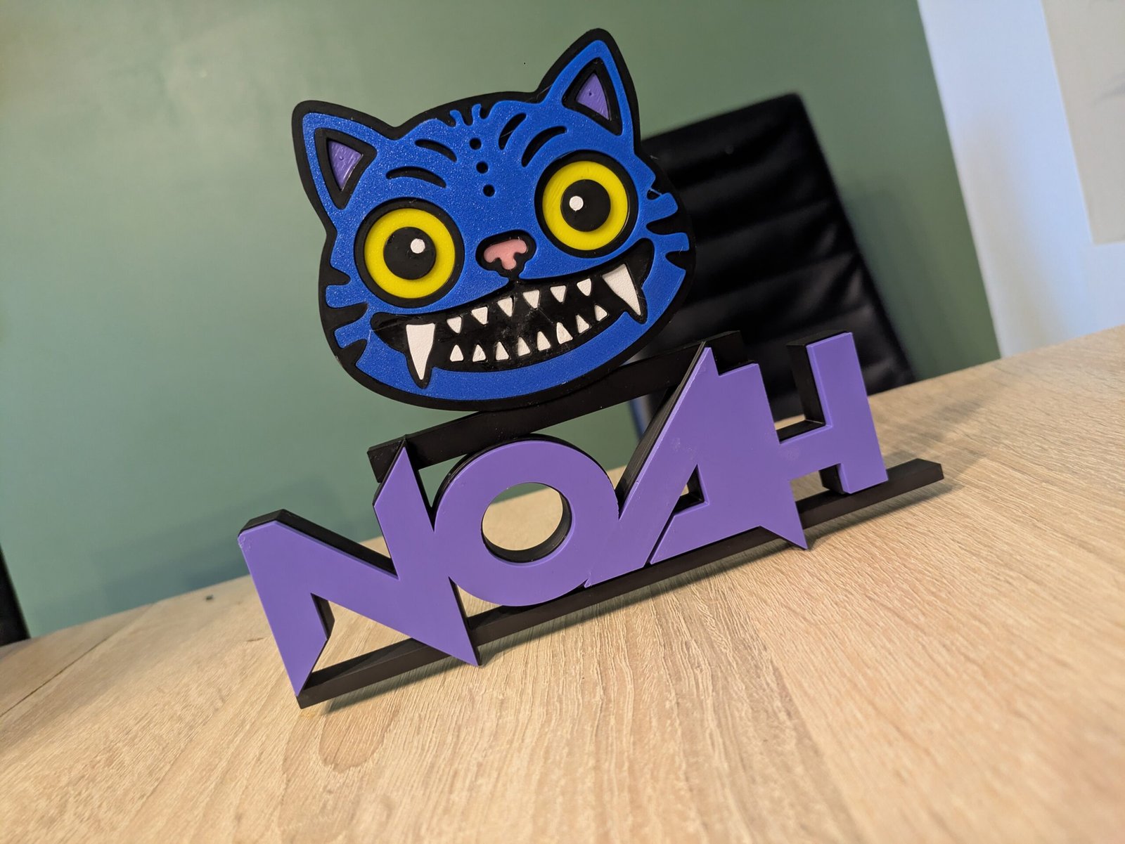 Plaque Prénom Démon K-Pop – La déco qui a du mordant !