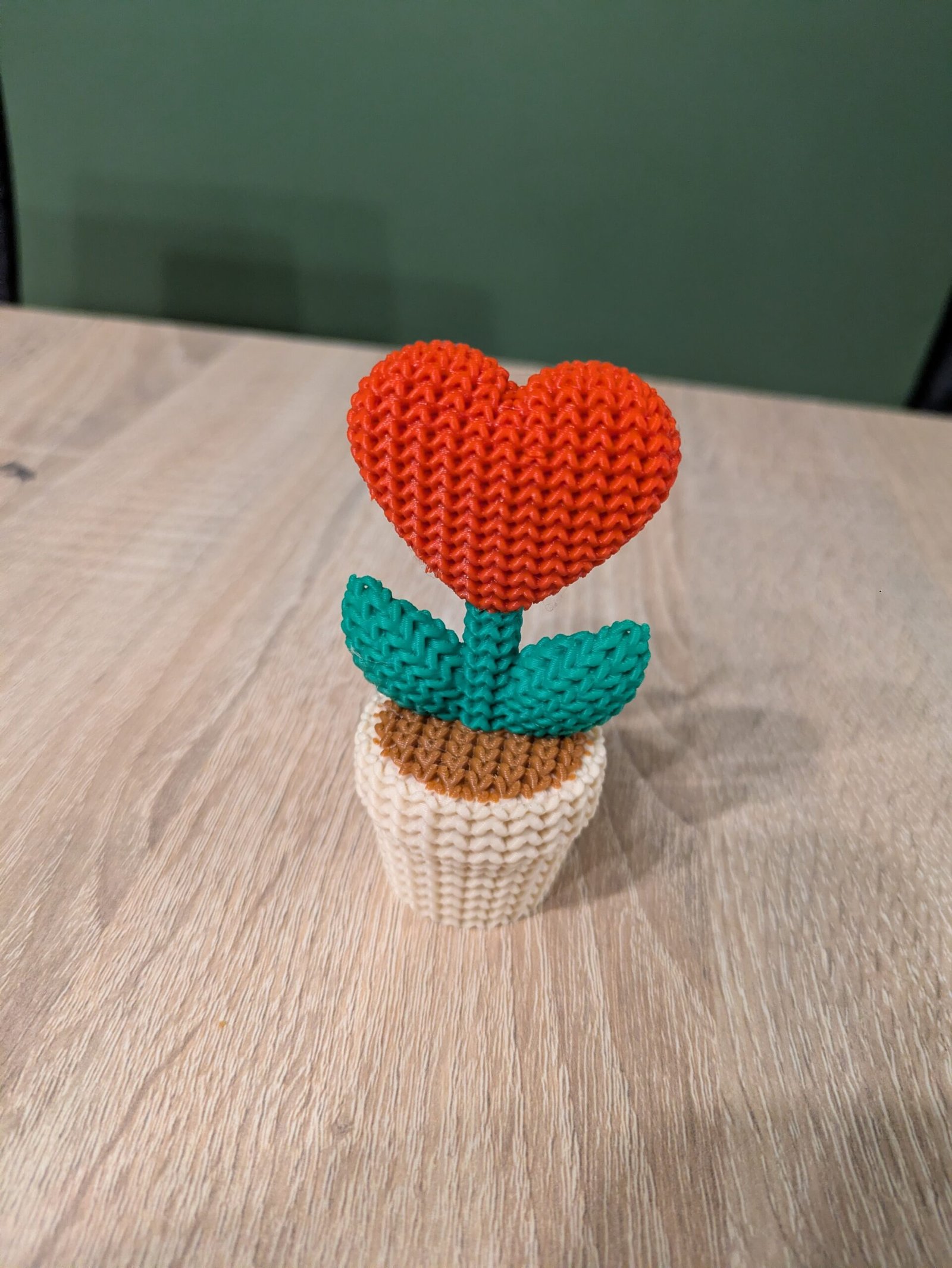 Porte-Photo Cœur avec Fente Centrale – L'Écrin Romantique pour vos Souvenirs